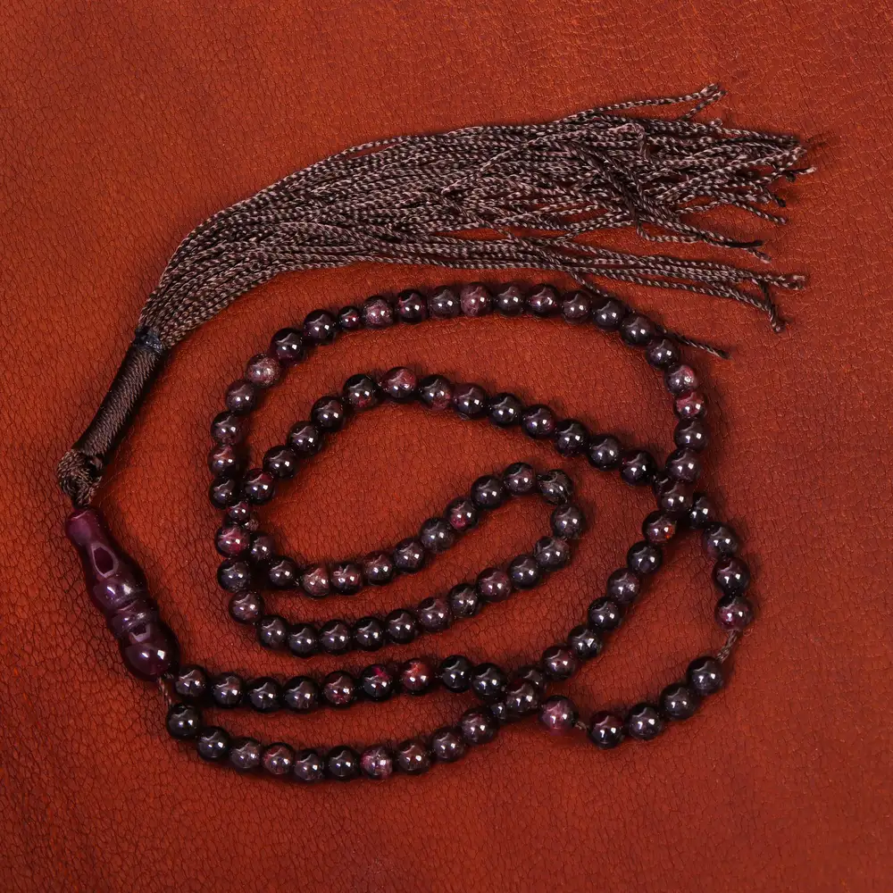 تسبیح یاقوت سیلان کد 18339