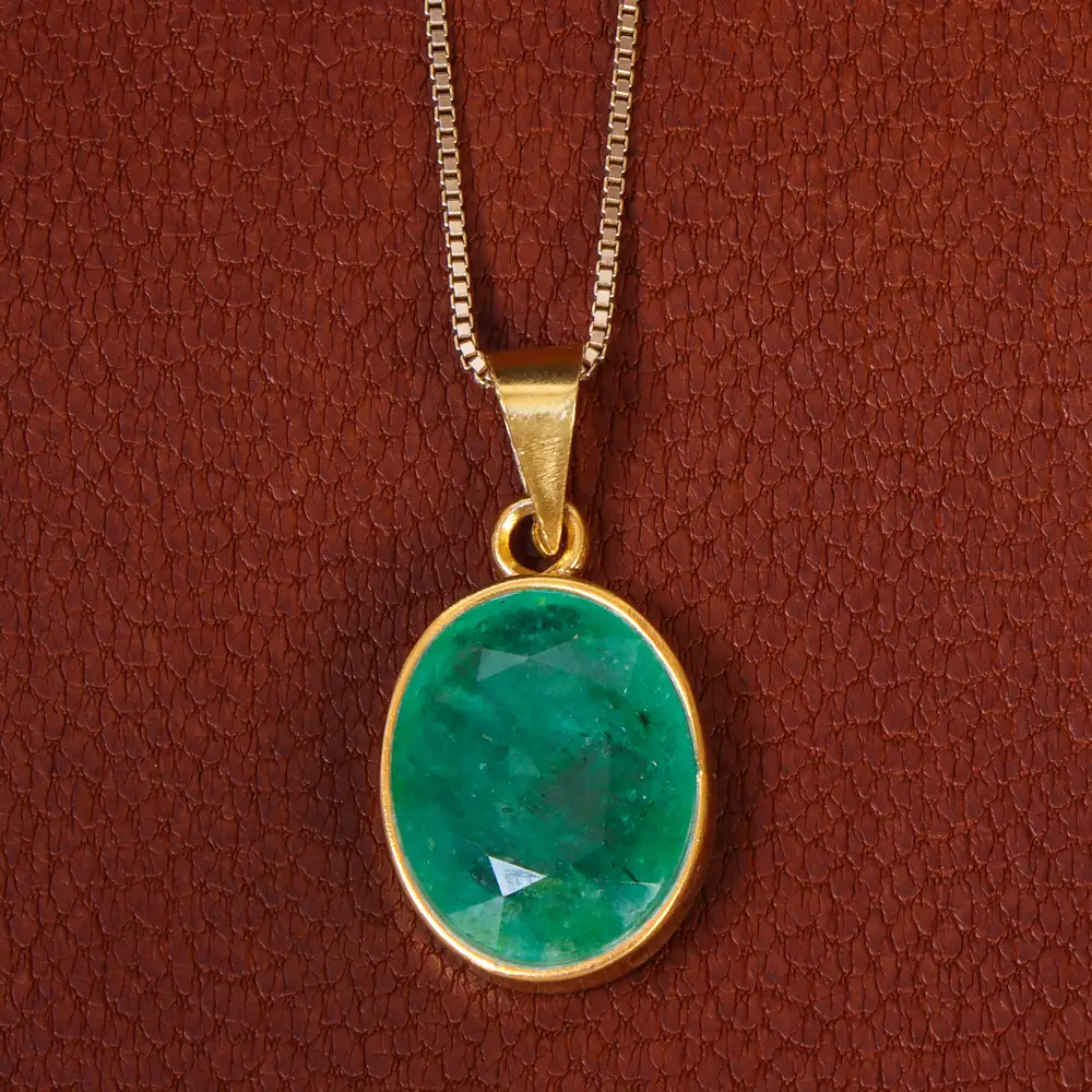 گردنبند زمرد اسپرت کد 19128