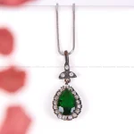 گردنبند طرح زمرد 2229