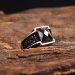 انگشتر عقیق مشکی مردانه کد 6768