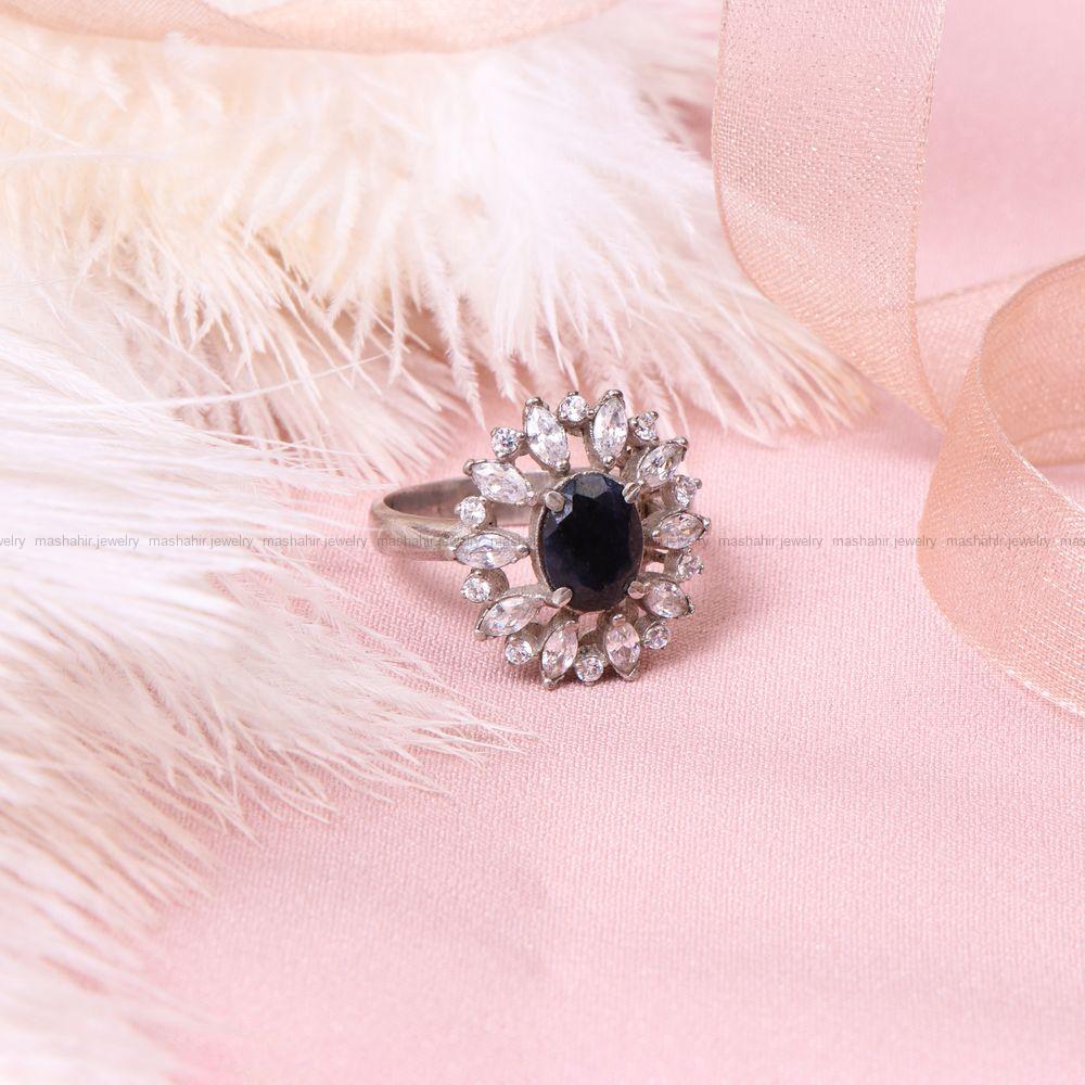 انگشتر یاقوت کبود زنانه کد 8526