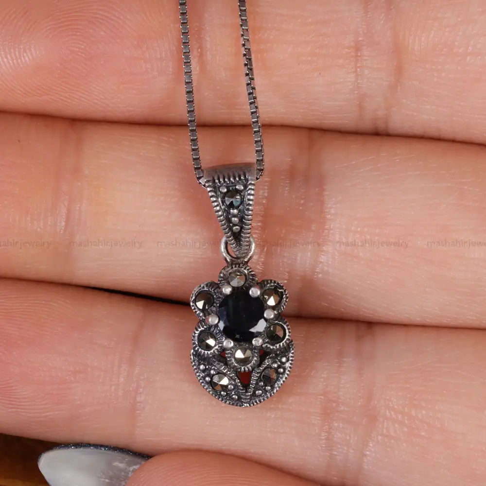 گردنبند یاقوت کبود زنانه کد 17695