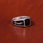 انگشتر عقیق مشکی مردانه ذوالقفار کد 18140