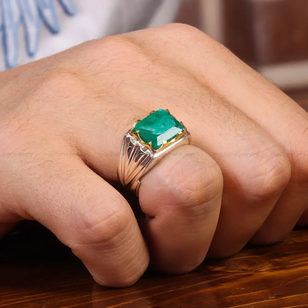 انگشتر زمرد مردانه کد 18811