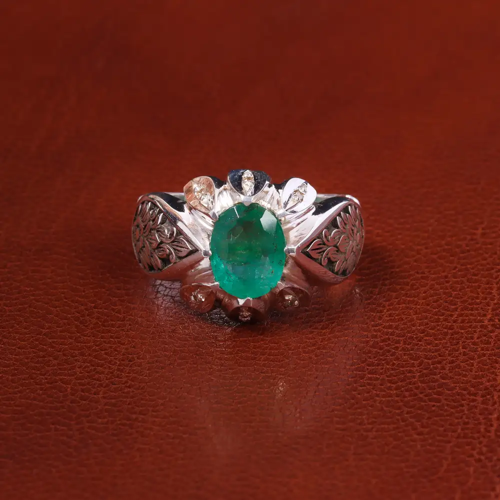 انگشتر زمرد مردانه کد 19901