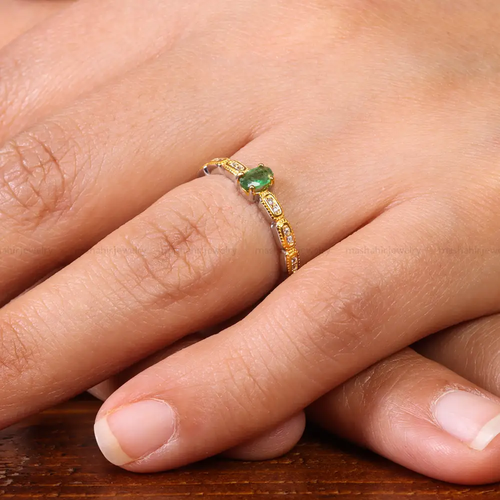 انگشتر زمرد زنانه کد 20066