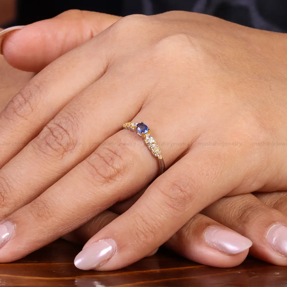 انگشتر یاقوت کبود زنانه کد 22140