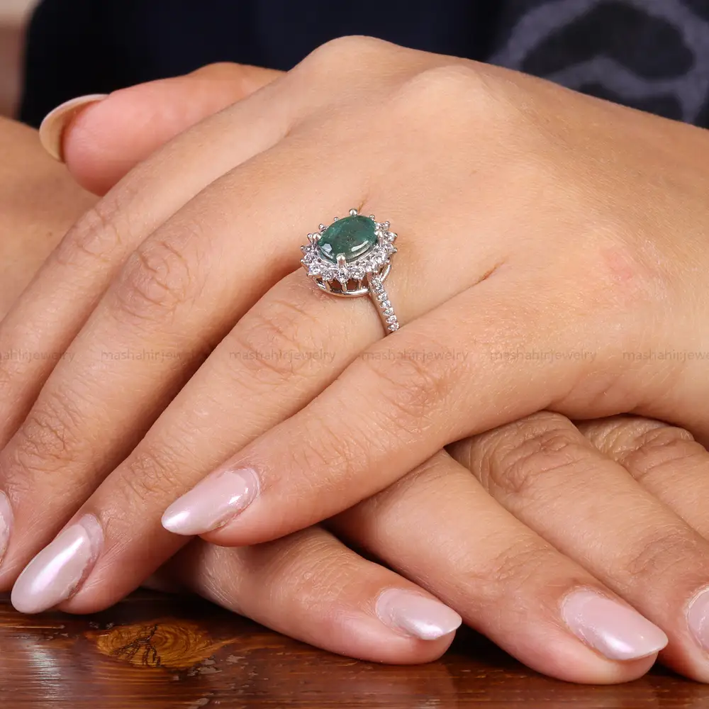 انگشتر زمرد زنانه کد 22180