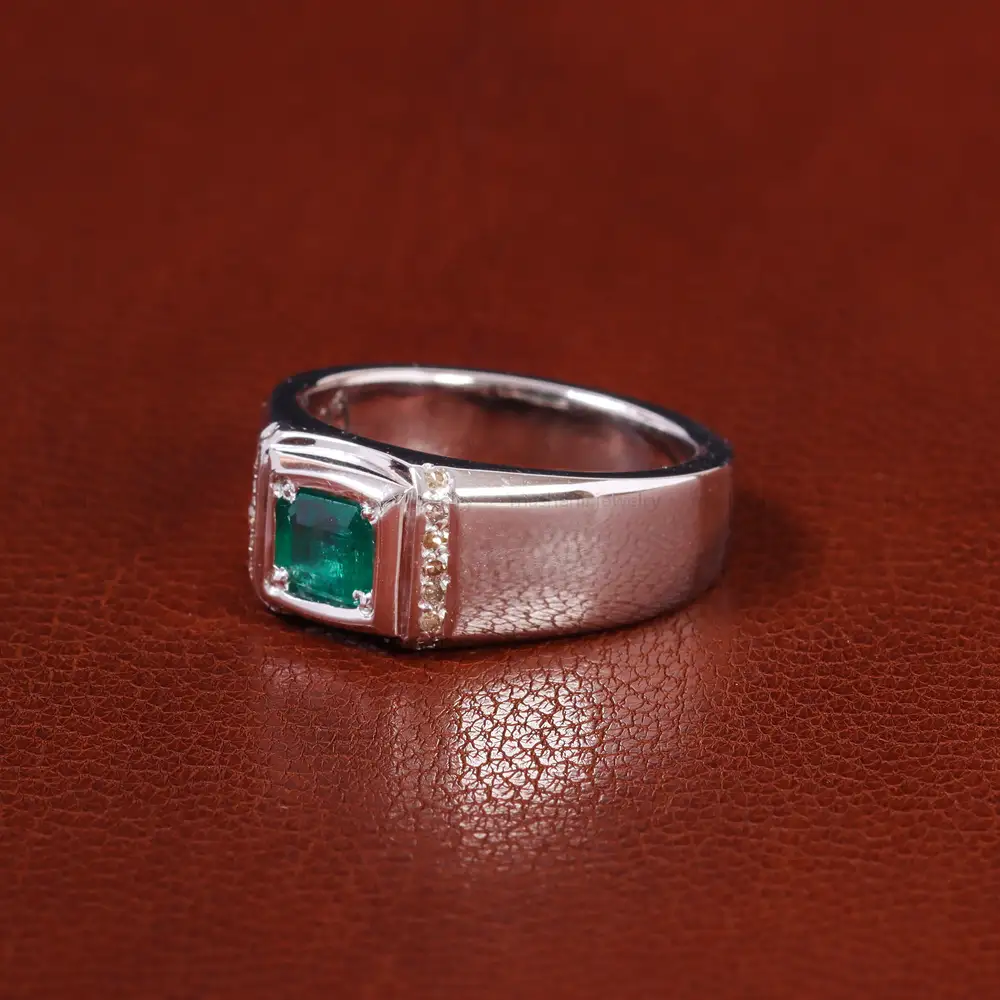 انگشتر زمرد مردانه کد 23134