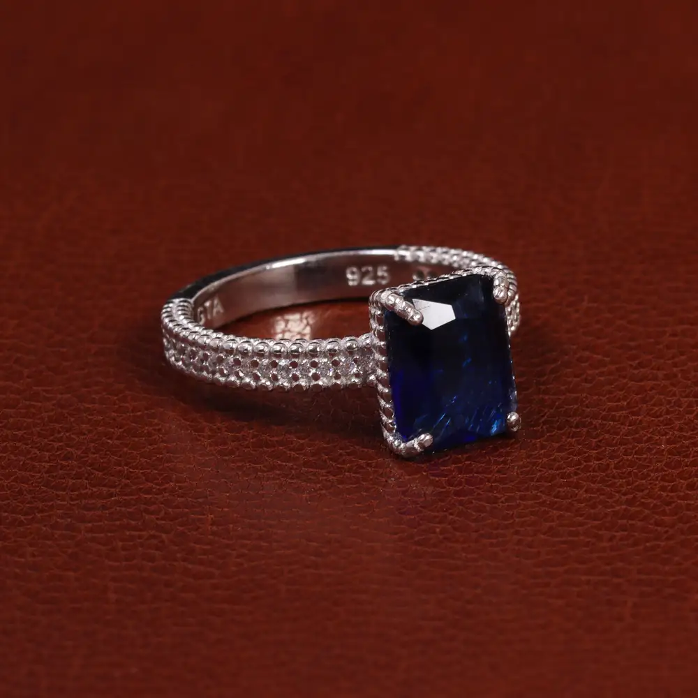 انگشتر طرح یاقوت کبود زنانه کد 24562