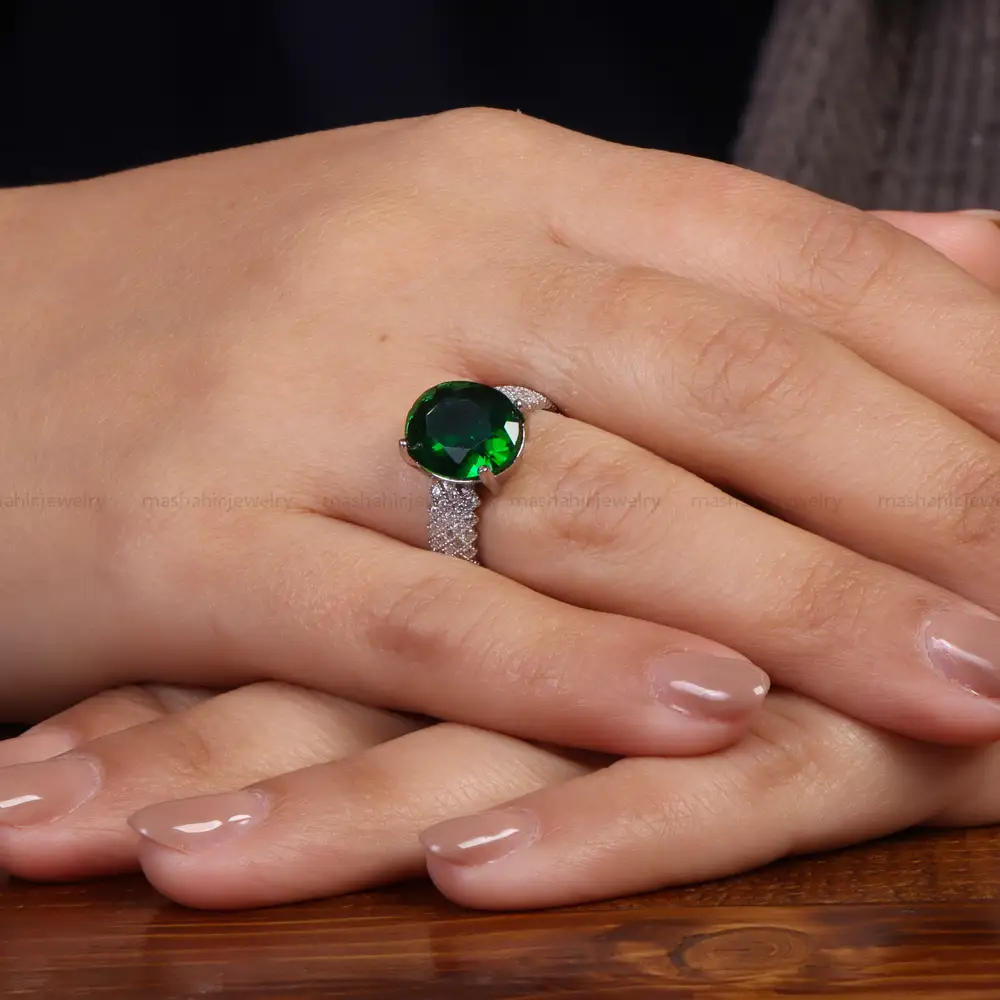 انگشتر طرح زمرد زنانه کد 24549