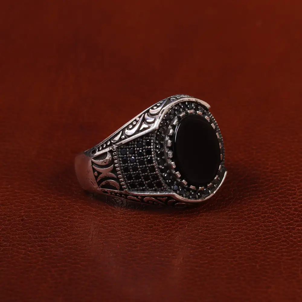 انگشتر عقیق مشکی مردانه کد 24989