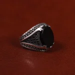 انگشتر عقیق مشکی مردانه کد 25002