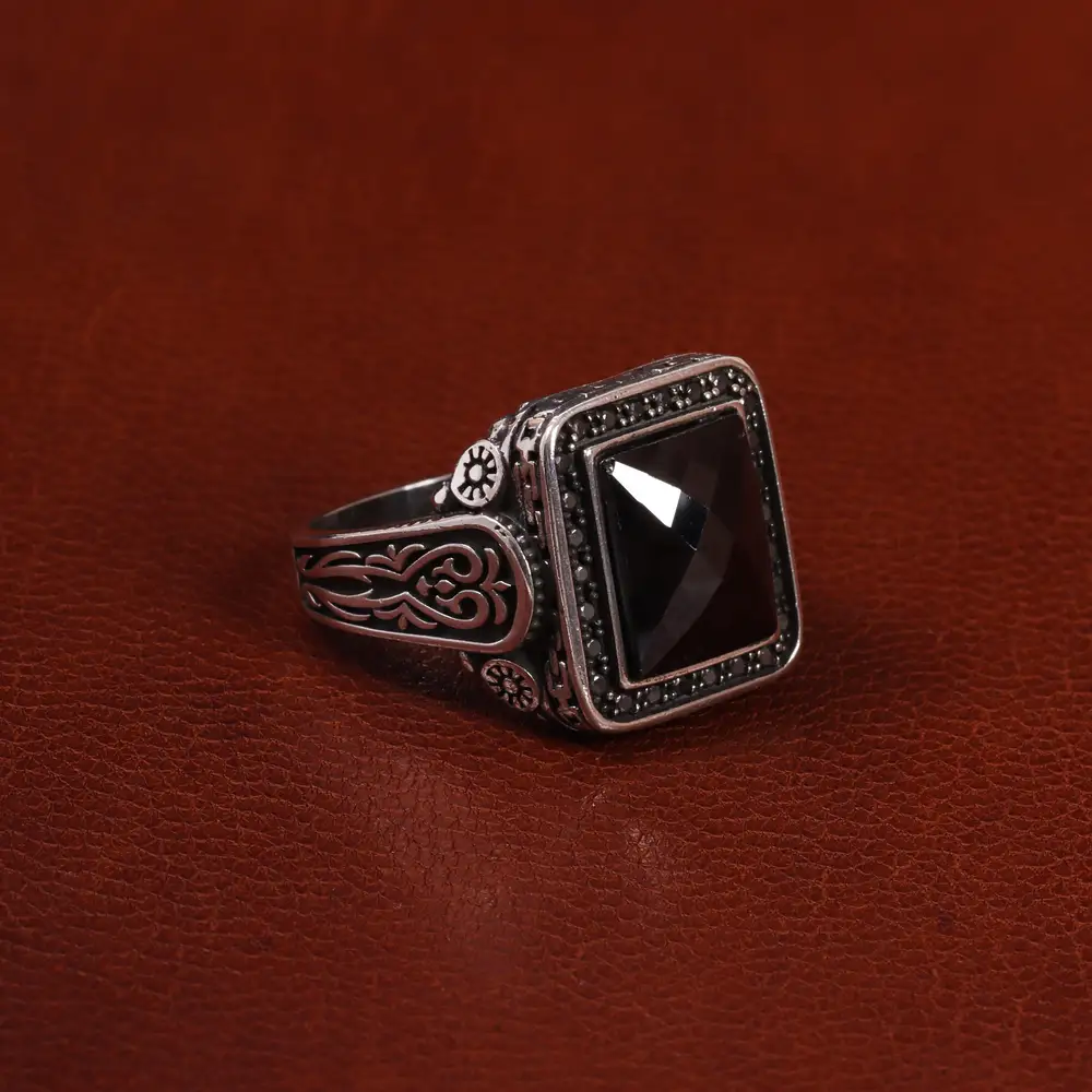 انگشتر عقیق مشکی مردانه کد 25027