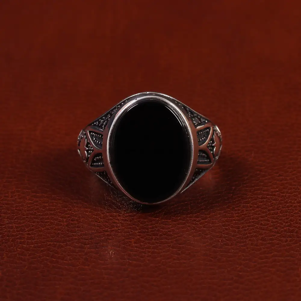 انگشتر عقیق مشکی مردانه کد 24995
