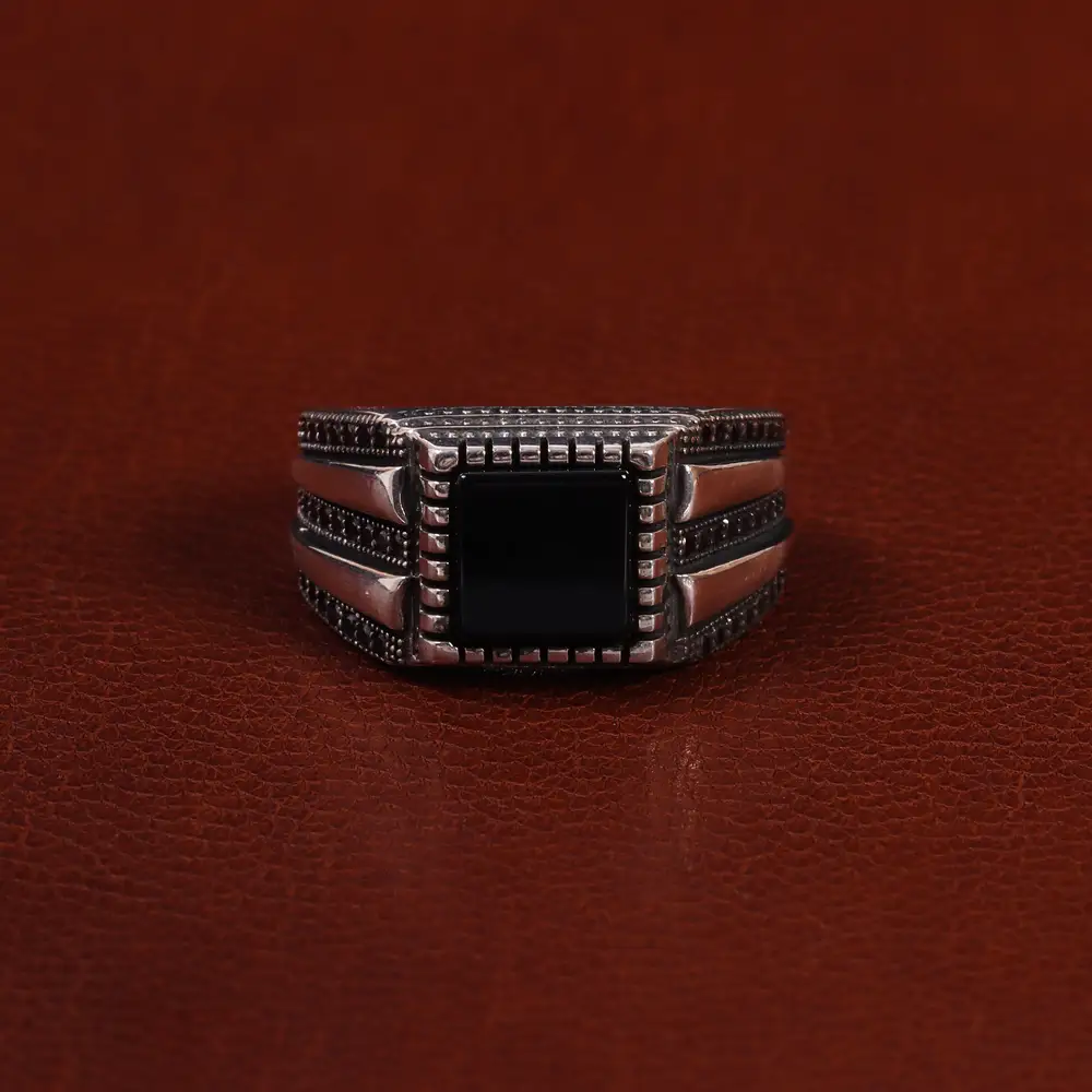 انگشتر عقیق مشکی مردانه کد 25039