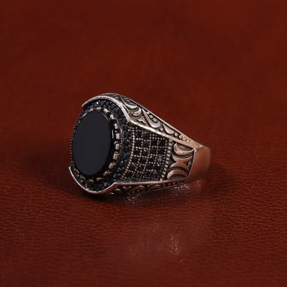 انگشتر عقیق مشکی مردانه کد 24989