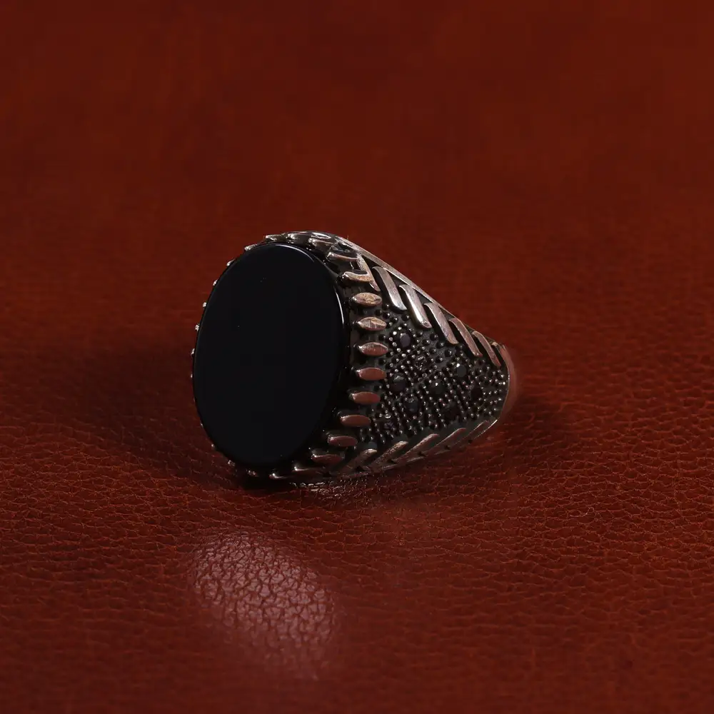 انگشتر عقیق مشکی مردانه کد 25009