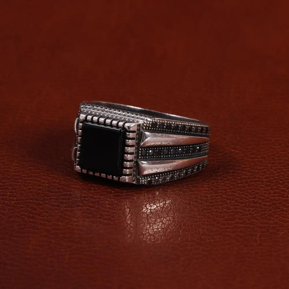 انگشتر عقیق مشکی مردانه کد 25039