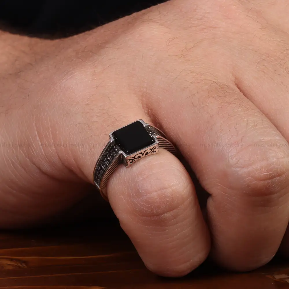 انگشتر عقیق مشکی مردانه کد 25038