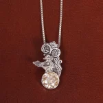 گردنبند موزانایت زنانه طرح گل و مرغ کد 26317