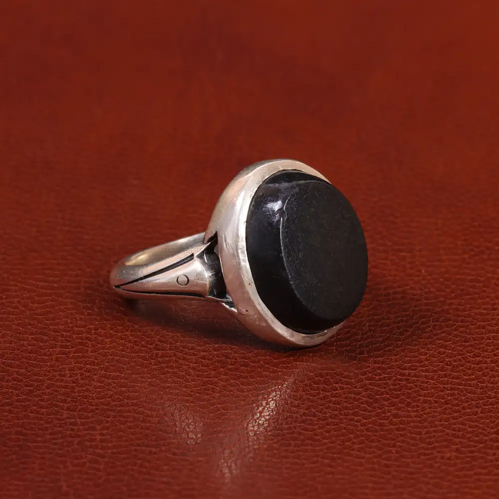 انگشتر عقیق مشکی مردانه کد 26619