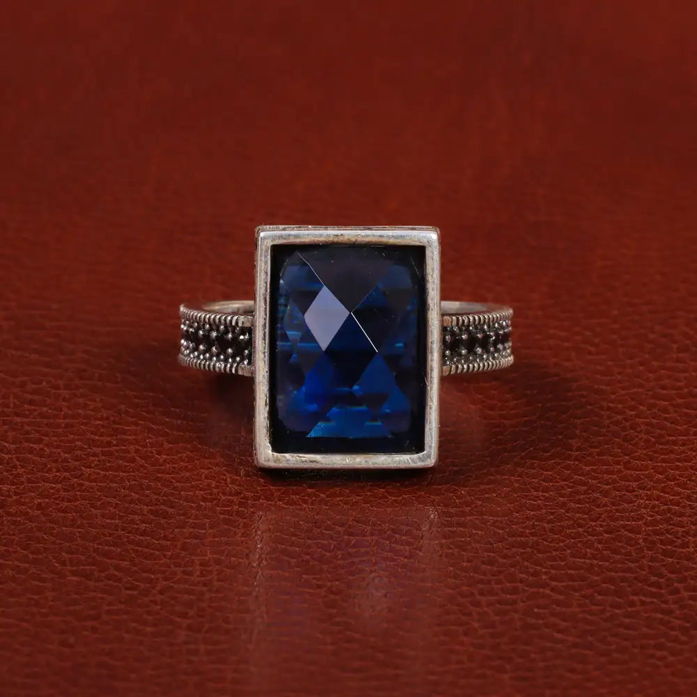 انگشتر طرح یاقوت کبود مردانه کد 26610