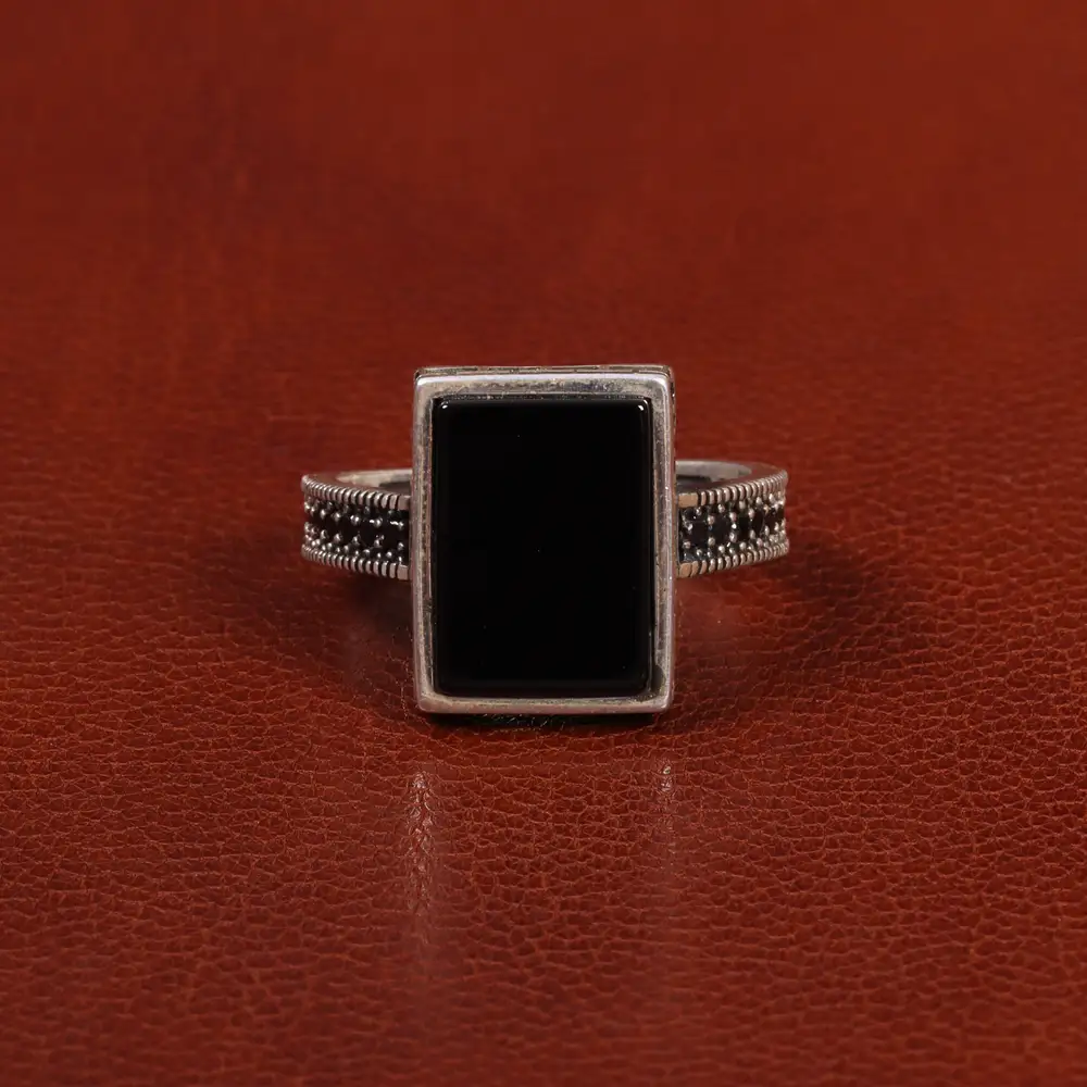 انگشتر عقیق مشکی مردانه کد 26613