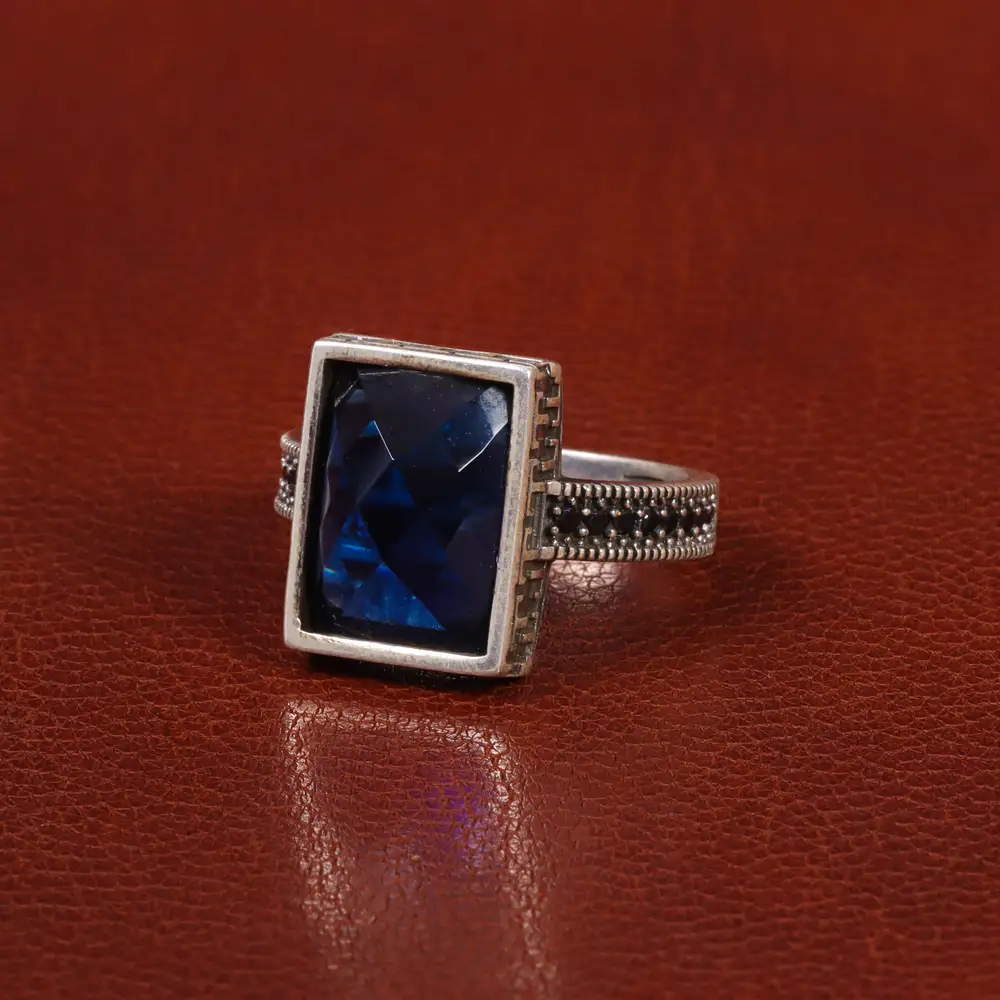 انگشتر طرح یاقوت کبود مردانه کد 26610