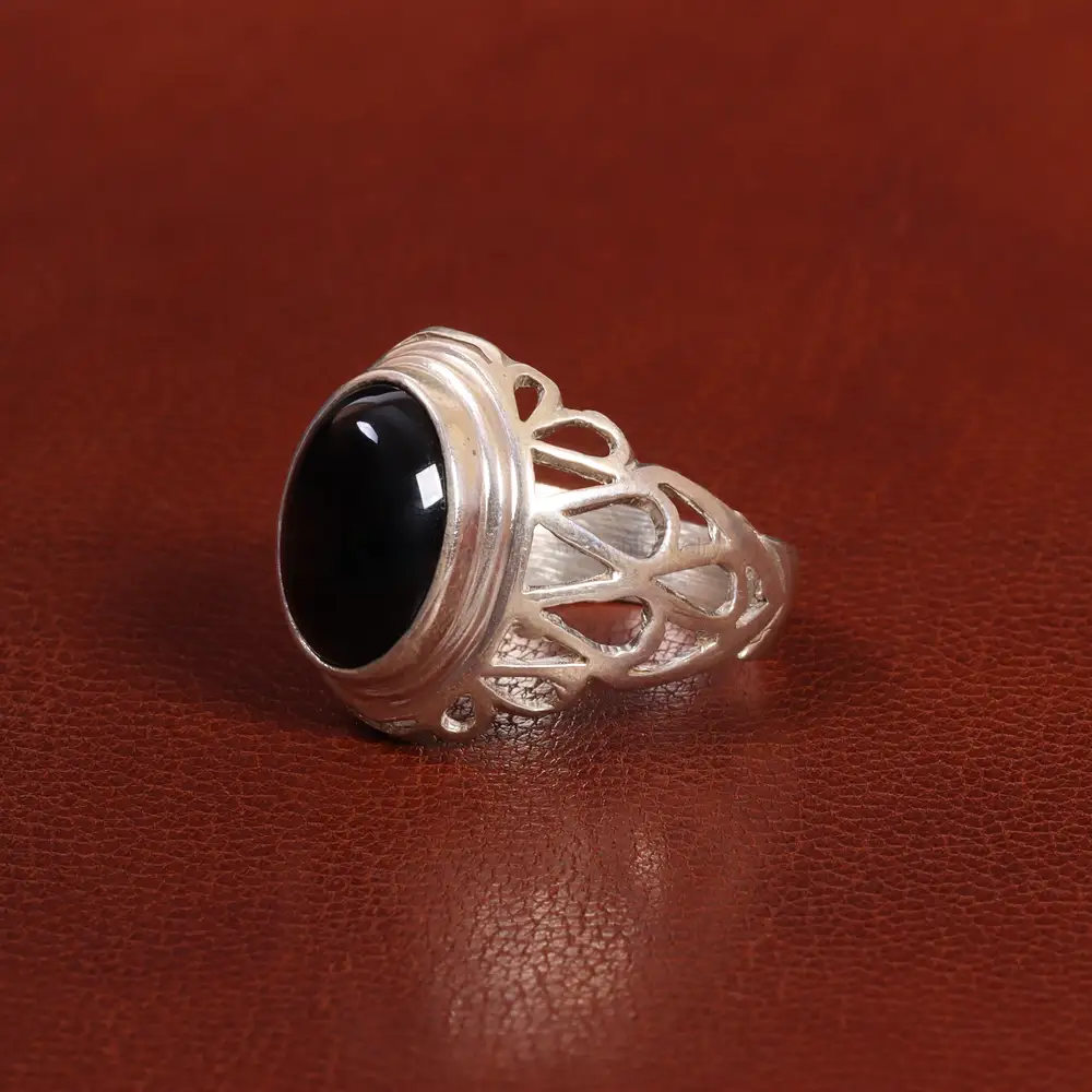 انگشتر عقیق مشکی مردانه کد 26640