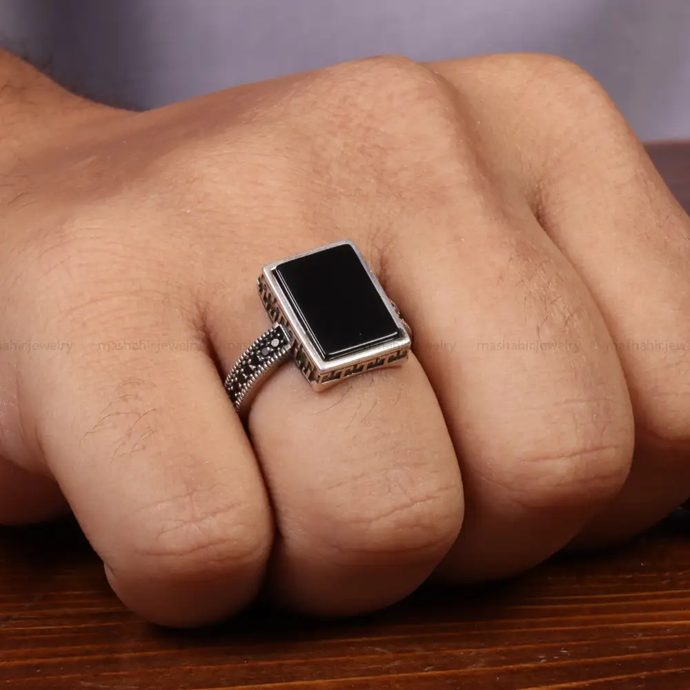 انگشتر عقیق مشکی مردانه کد 26613