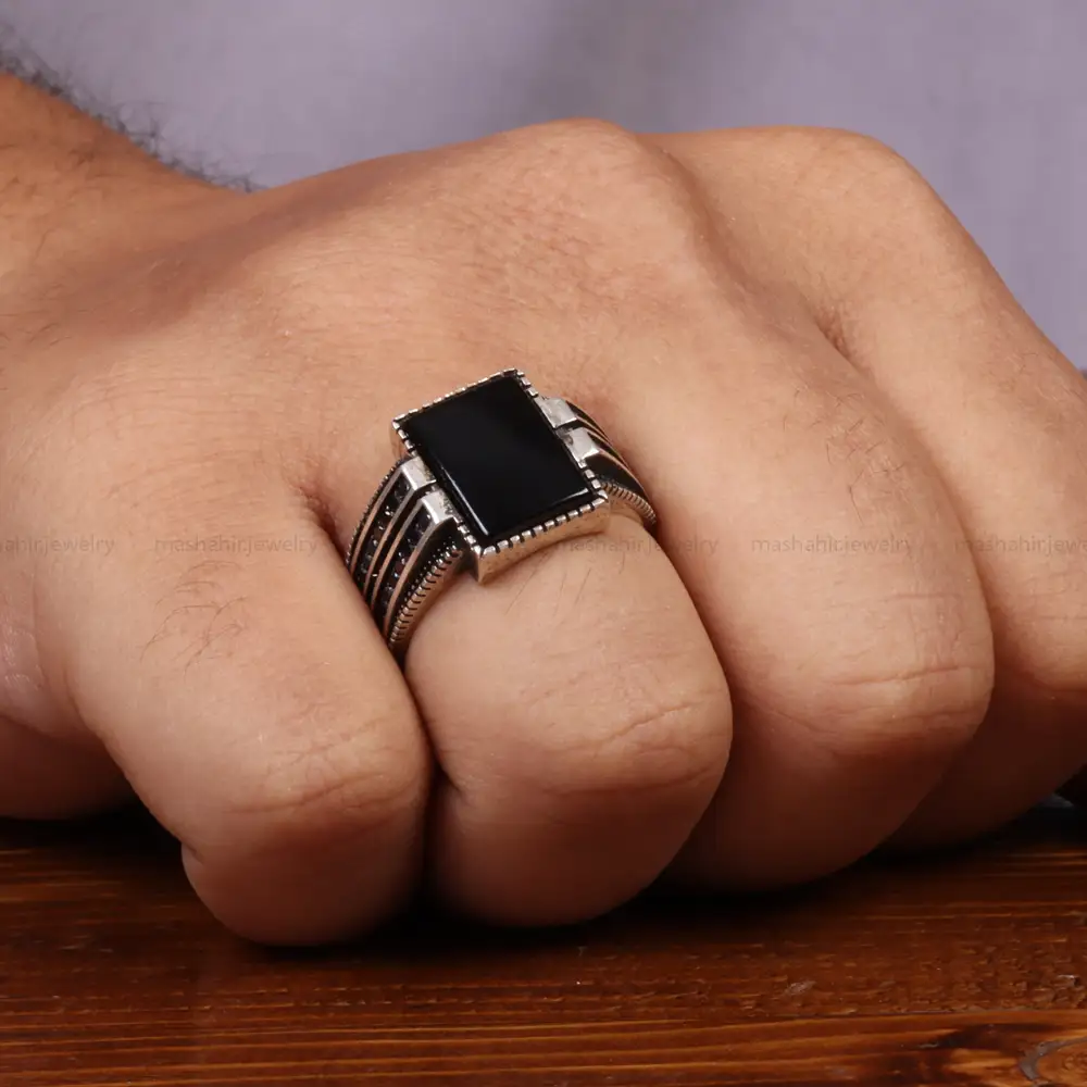 انگشتر عقیق مشکی مردانه کد 26638