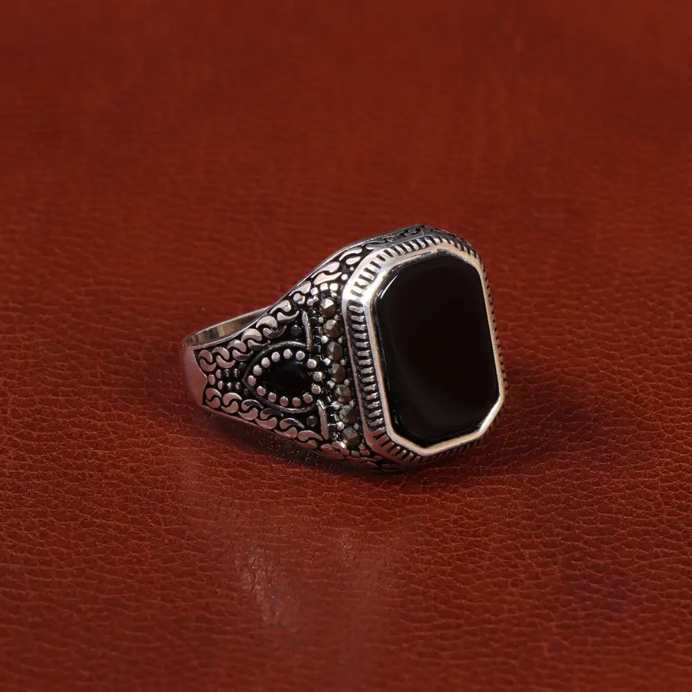 انگشتر عقیق مشکی مردانه کد 26897