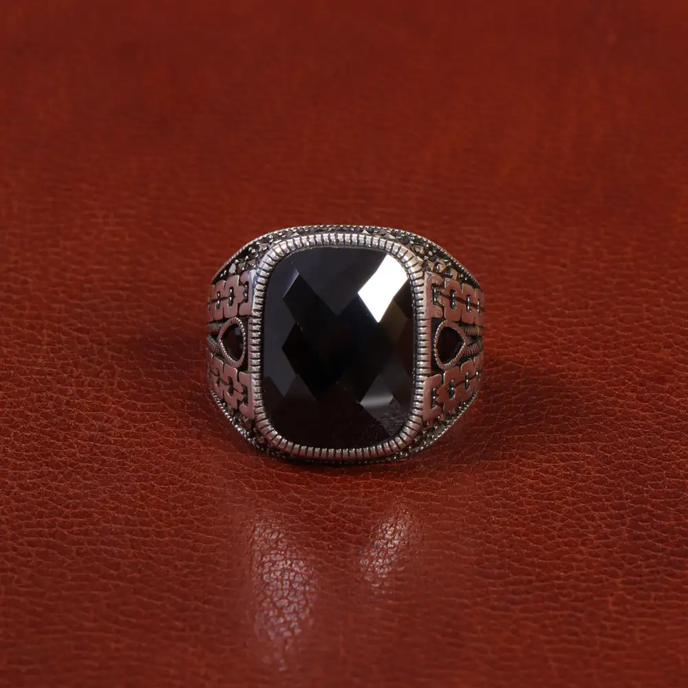 انگشتر عقیق مشکی مردانه کد 26906