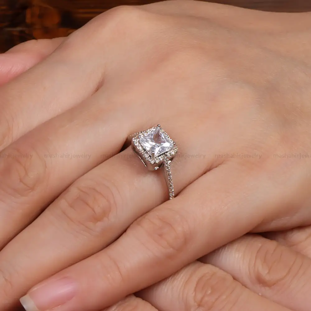 انگشتر موزانايت زنانه طرح جواهر کد 27025