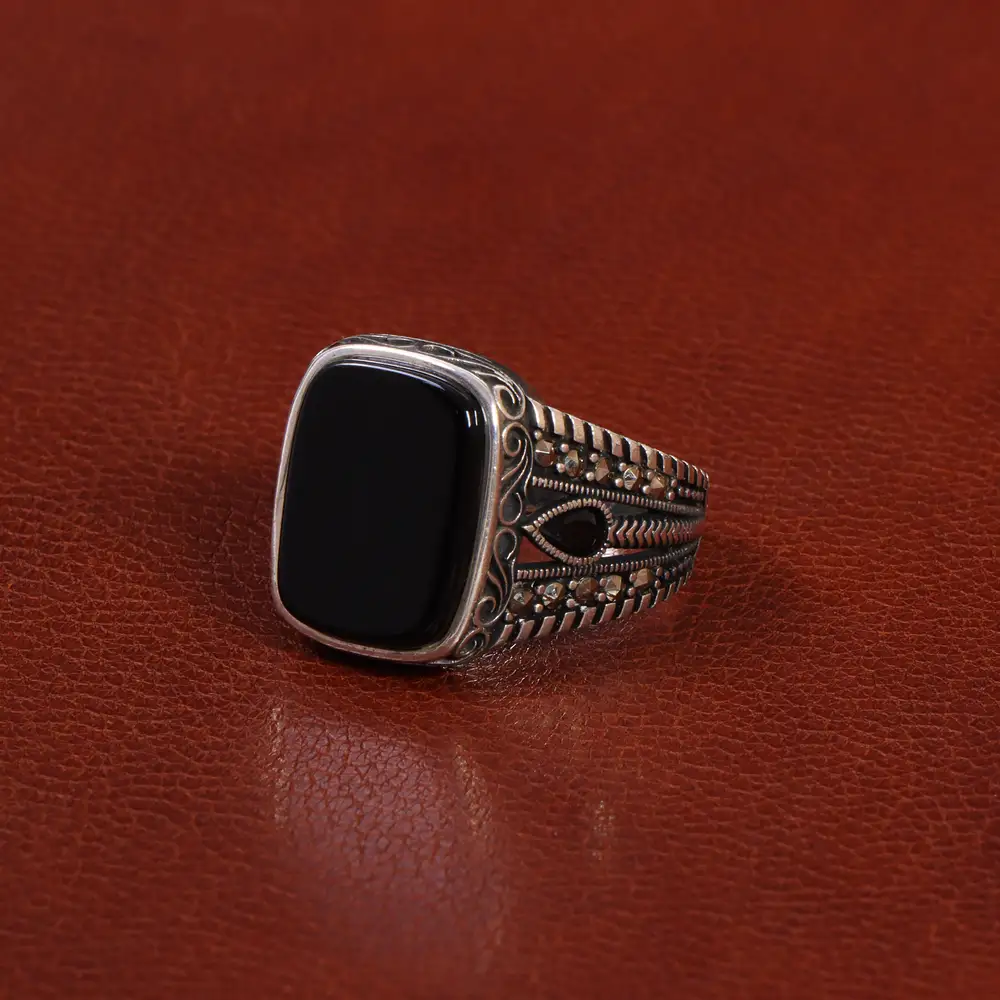 انگشتر عقیق مشکی مردانه کد 26900