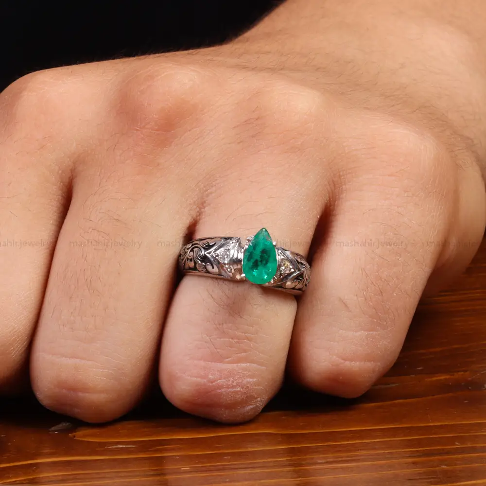 انگشتر زمرد مردانه کد 27368