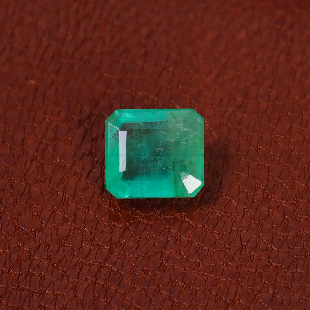 نگین زمرد کد 30150
