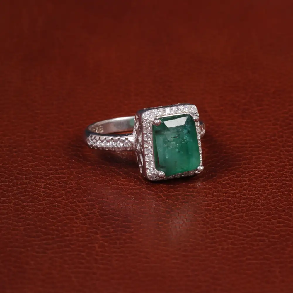 انگشتر زمرد زنانه کد 31321