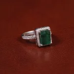 انگشتر زمرد زنانه کد 31323