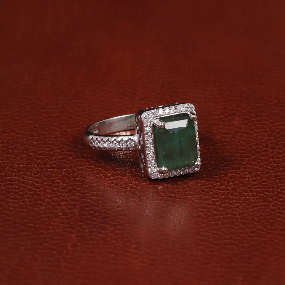 انگشتر زمرد زنانه کد 31324