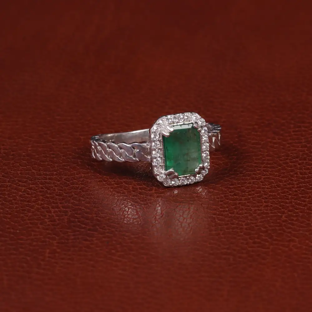 انگشتر زمرد زنانه کد 31328