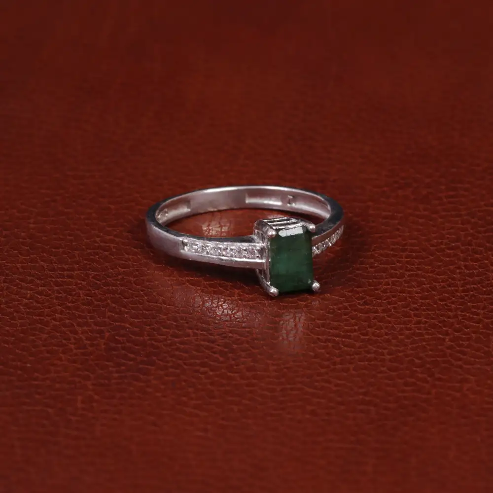 انگشتر زمرد زنانه کد 31329