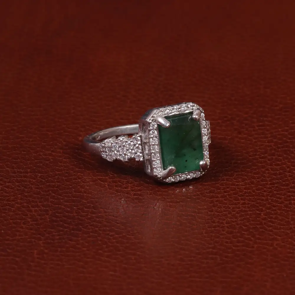 انگشتر زمرد زنانه کد 31333