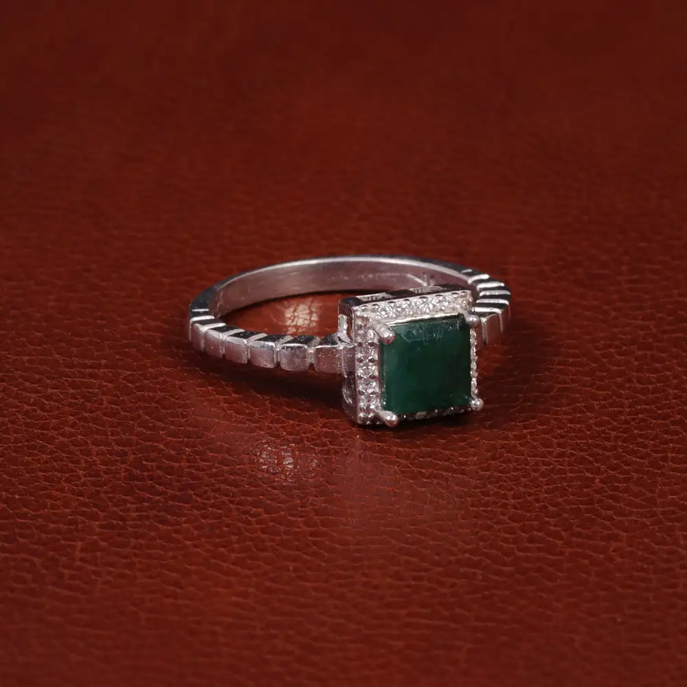 انگشتر زمرد زنانه کد 31334