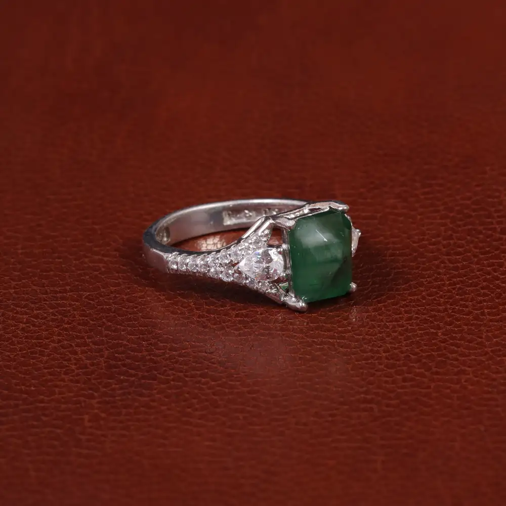 انگشتر زمرد زنانه کد 31338