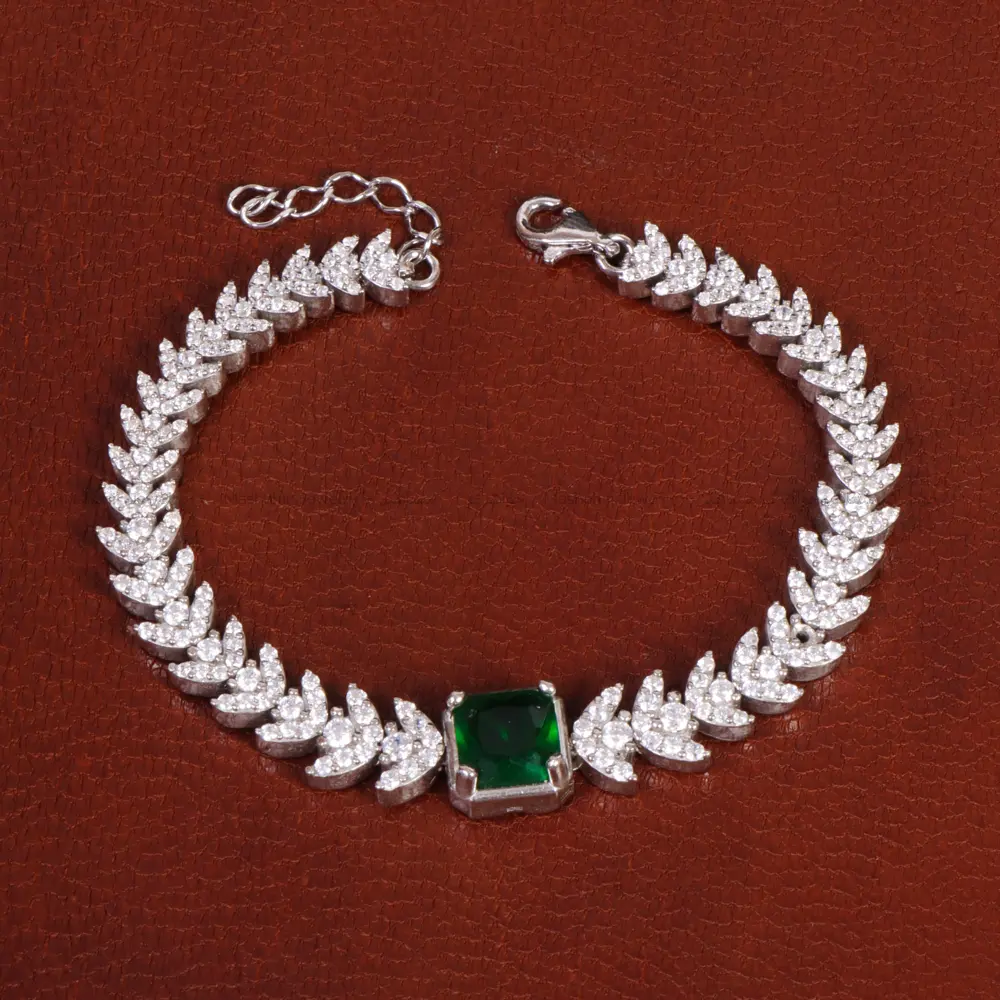 دستبند طرح زمرد زنانه کد 31777