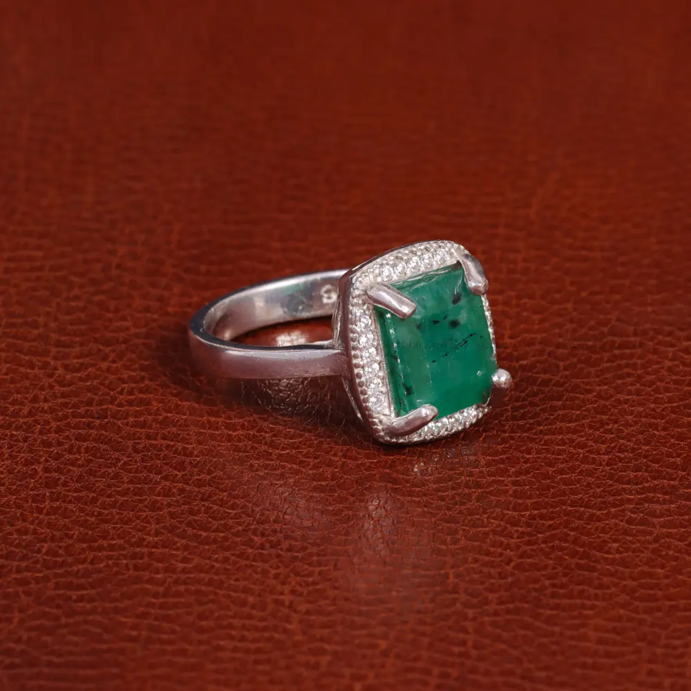 انگشتر زمرد زنانه کد 31804