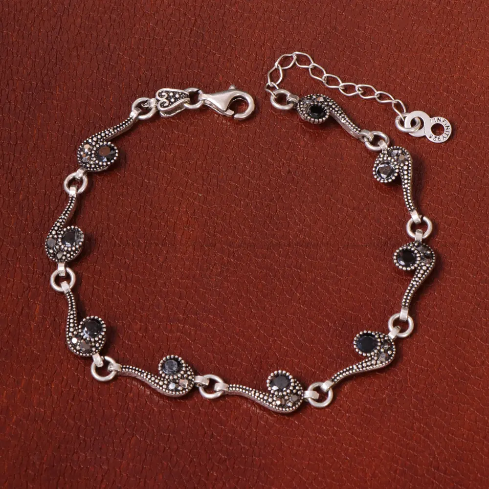 دستبند یاقوت کبود زنانه کد 31992