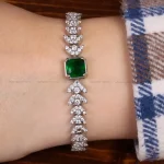 دستبند طرح زمرد زنانه کد 31777